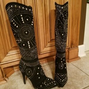 Olivia Miller Black Studded Boots